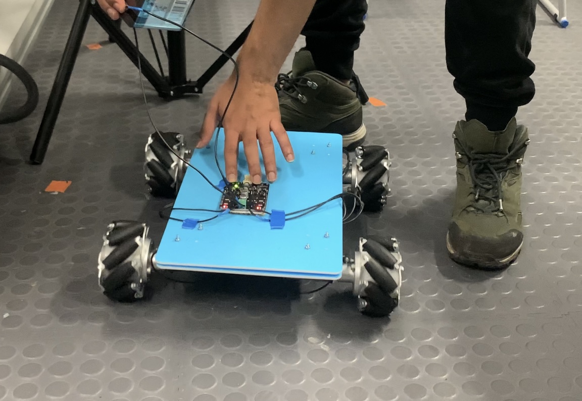 Mecanum wheeled bot build